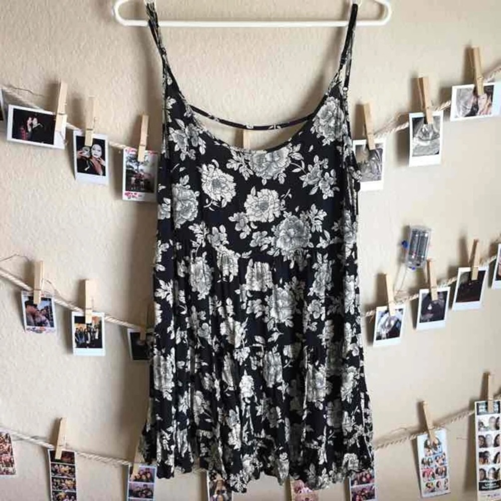 Brandy Melville Floral Jada